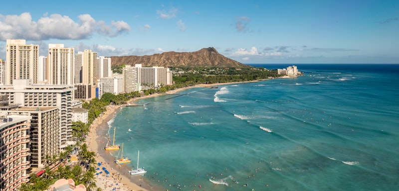 Waikiki Beach with Diamond Head, Honolulu